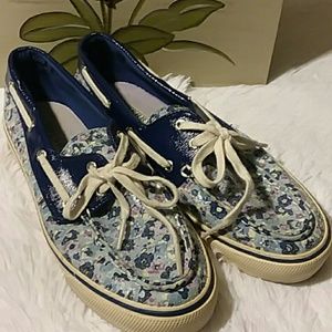 Sperry Top Sider Boat Shoes  size 7